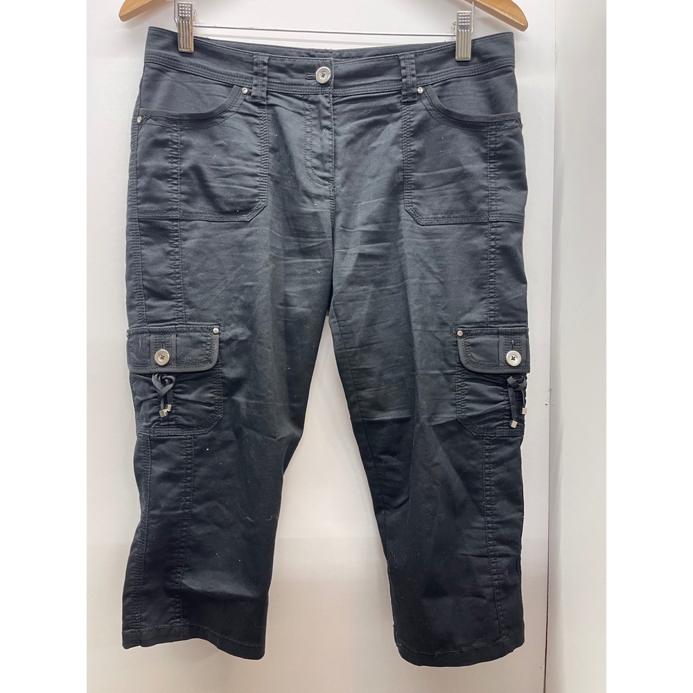White House Black Market Black Pedal Pusher Cargo Capri Pants Women Size 4